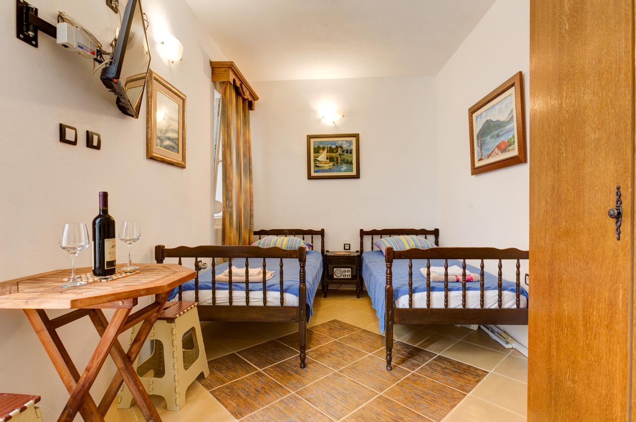 Sea Oasis Apartments - Milosevic Kotor Ngoại thất bức ảnh