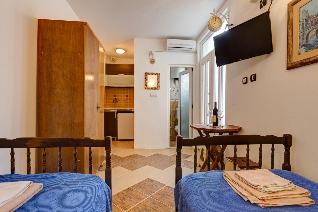 Sea Oasis Apartments - Milosevic Kotor Ngoại thất bức ảnh