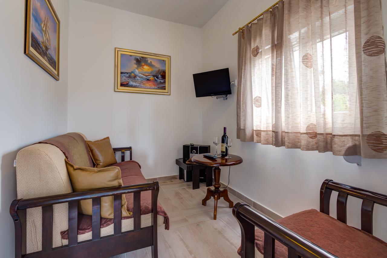 Sea Oasis Apartments - Milosevic Kotor Ngoại thất bức ảnh