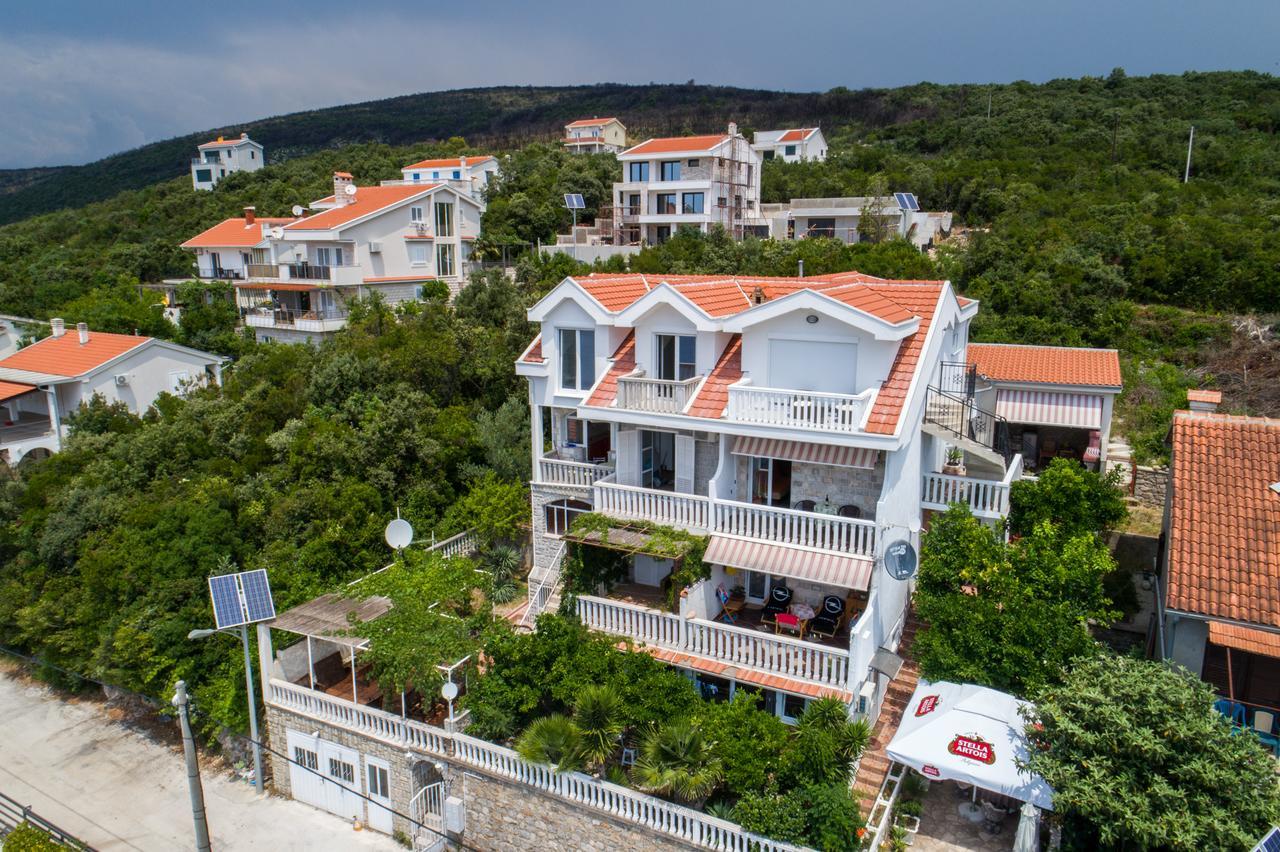 Sea Oasis Apartments - Milosevic Kotor Ngoại thất bức ảnh
