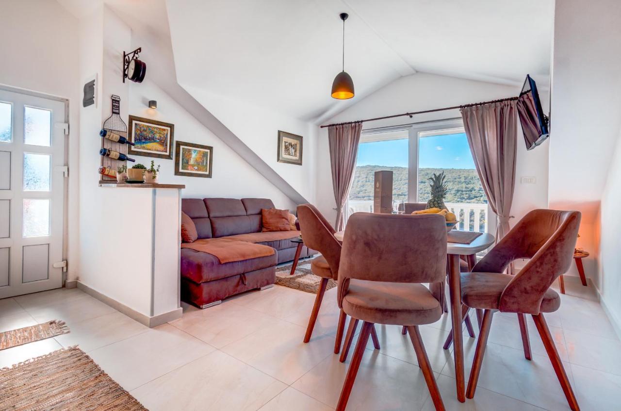 Sea Oasis Apartments - Milosevic Kotor Ngoại thất bức ảnh